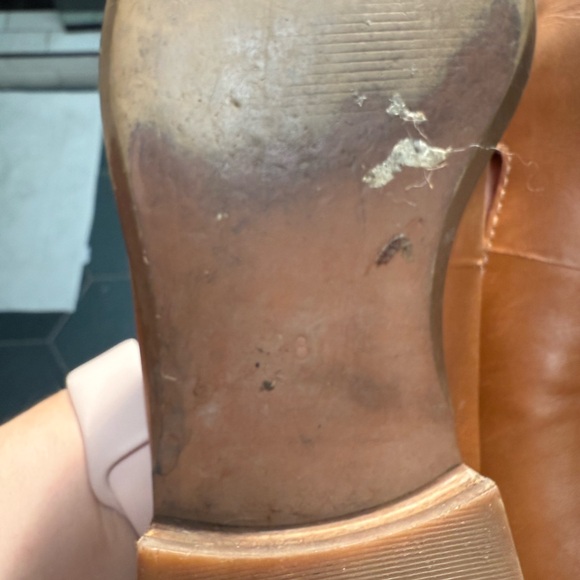 Madewell Women’s Tan Leather Loafers - Picture 6 of 6